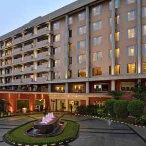 escorts service in Noida hotels